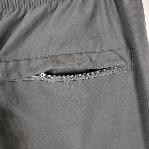 Nike Boys youth black, white truck warm up running jogger/pants size S 4-6 - Picture 5 of 14